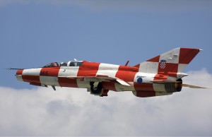 croatian_air_force_mikoyan-gurevich_mig-21umd_lofting-1.jpg